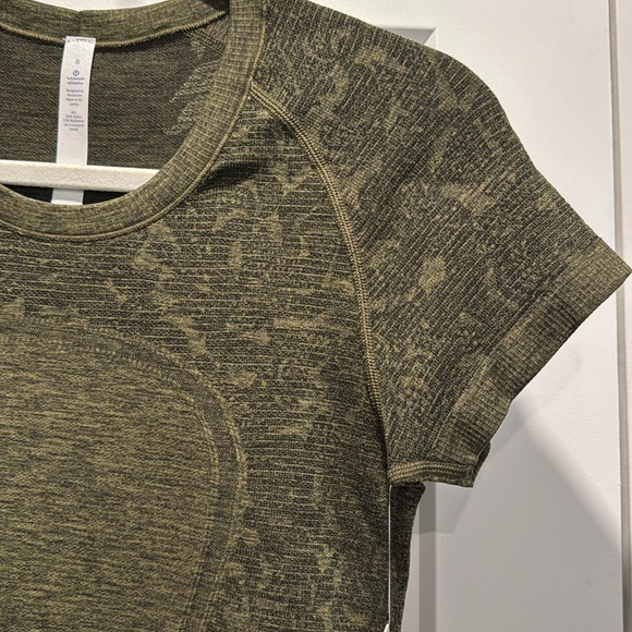 Swiftly Tech SS camo rare sz 8 BNWT - Picture 4 of 6